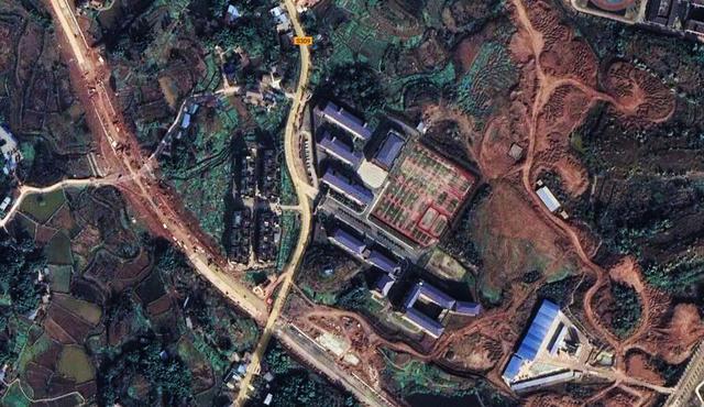 重庆科技职业学院双桥校区，重庆科技职业学院地址在哪里（卫星航拍重庆大足5所大学）