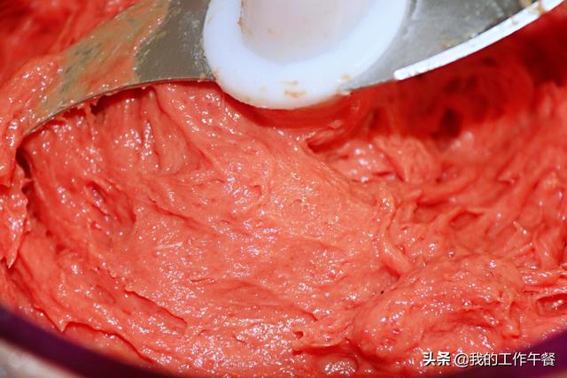 牛肉丸的制作方法，如何做出来的牛肉丸好吃（家庭版制作Q弹的牛肉丸）