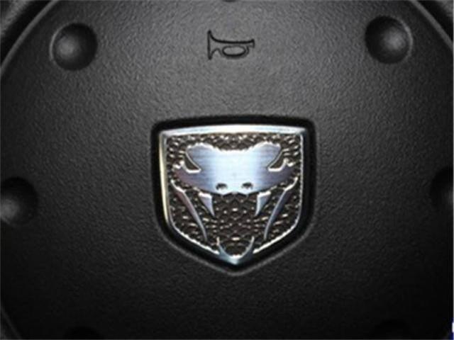 眼镜蛇的标志是什么车，蛇标是什么车跑车（知道一个就过及格线）