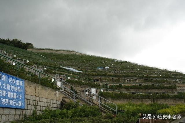 黄家驹怎么去墓地，香港黄家驹墓地：葬礼规模空前