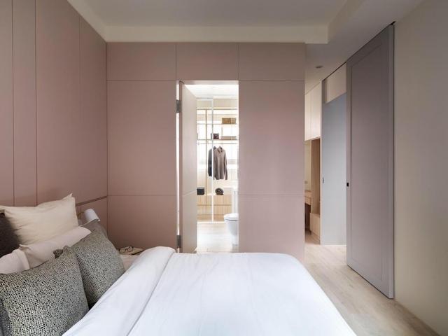 浅色地板配什么颜色家具好看，浅色木地板配什么家具（纯白调搭配木质家具）