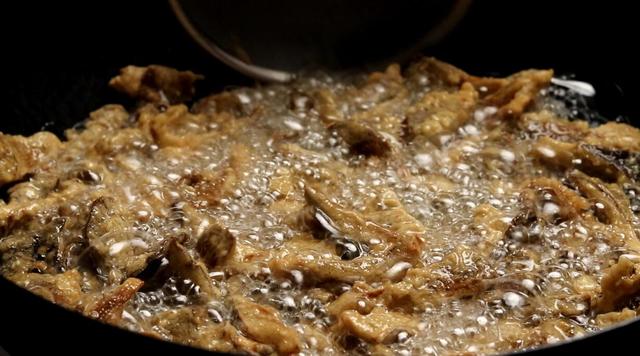 蘑菇怎么油炸好吃，炸蘑菇怎么做（大厨教你正确做法）