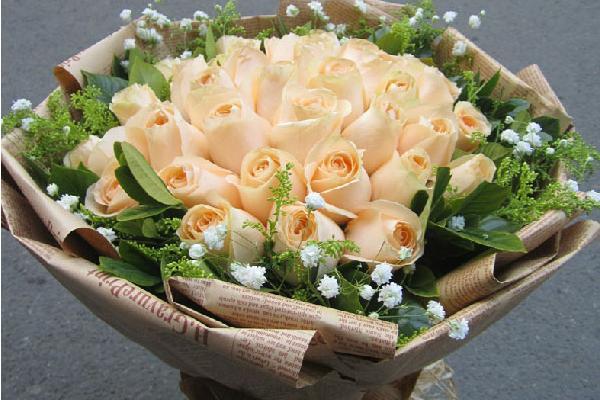 百合花意义象征是什么，百合花的象征和意义是什么（百合花的寓意以及风水作用）