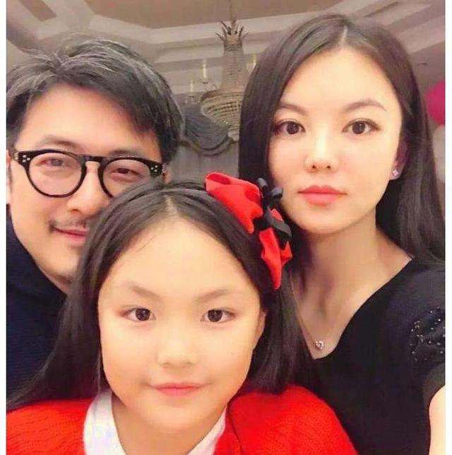 李湘的老公是谁，李湘的老公是谁（相识33天嫁富豪李厚霖）