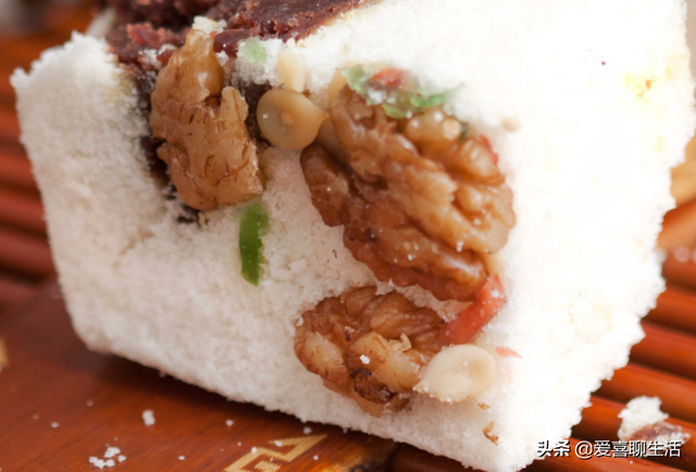 重阳节要吃什么糕，重阳节要吃重阳糕吗（给老人备上5种重阳糕）