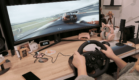 罗技游戏方向盘怎么样，TRUEFORCE力反馈方向盘