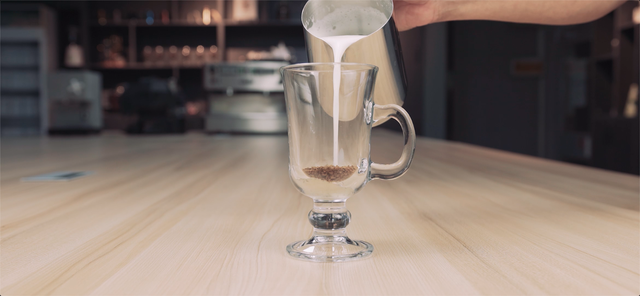 4种方法来冲泡速溶咖啡，速溶咖啡的N种喝法