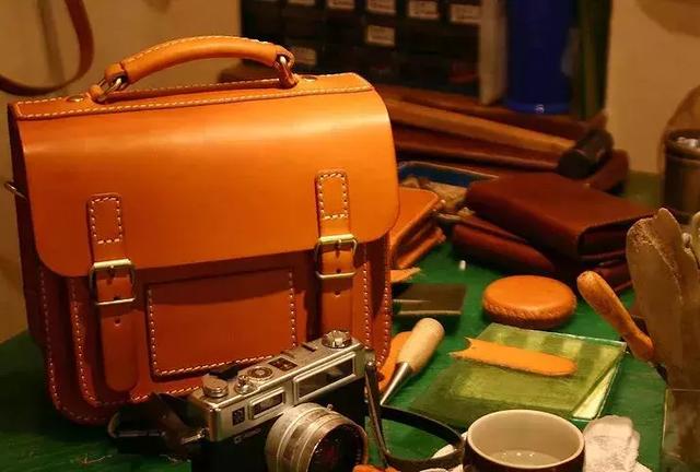 furla是什么牌子的包，furla是什么牌子的包包（有什么好皮包可以“盘”）