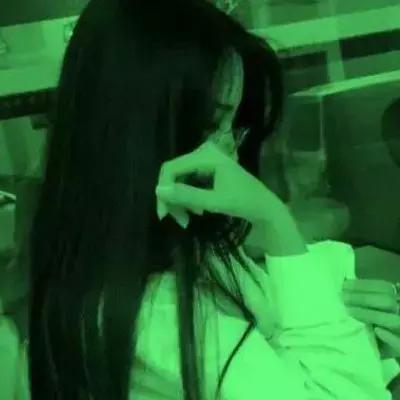 鹿女,微信头像,鹿女(“鹿亡玫瑰海,心死绿稻田”) 鹿女,微信头像,鹿女(“鹿亡玫瑰海,心死绿稻田”)