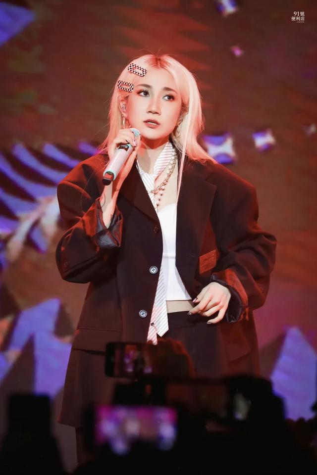 星黛露✨，星黛露太可爱了（宋祖儿周雨彤也是最时髦的DNT女孩图片）