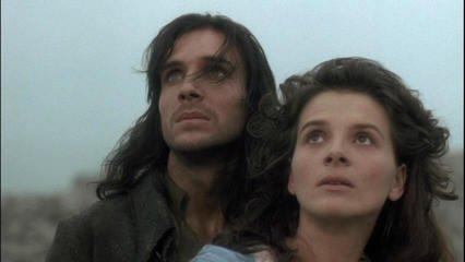 百年孤独简介故事梗概，百年孤独简介故事梗概百年孤独理解（《百年孤独》这本书到底在讲什么）