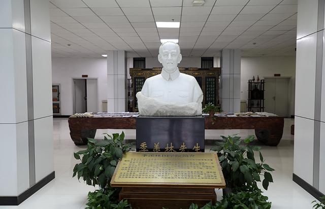 陕西服装工程学院怎么样，排名好不好（你心目中的大学体育馆是什么样的）