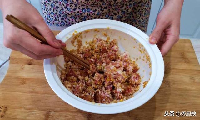 水煮肉丸子的做法，水煮肉丸子怎么做（清水肉丸汤新做法）