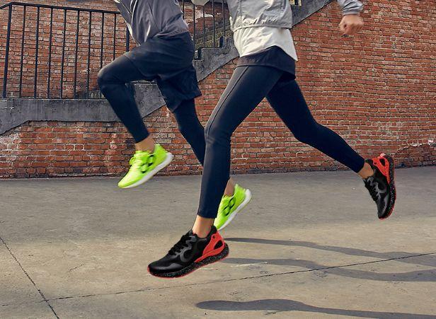 耐克运动鞋价格，耐克鞋一般多少钱（同款材质、高颜值的运动鞋）