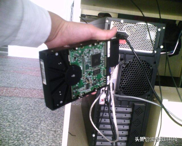 p4电源，频繁重启或开机死机（P4电源里面的变压器是干嘛）