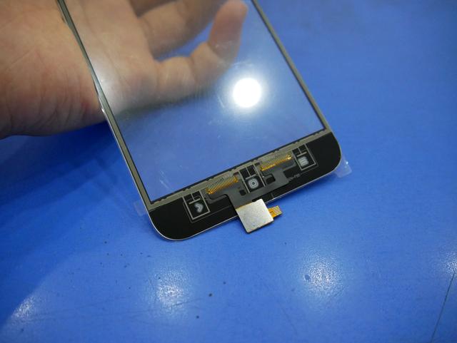 手机外屏和内屏摔坏的区别，手机屏幕裂了如何判断是内屏坏了还是外屏坏了（还分不清手机屏碎的是内屏）