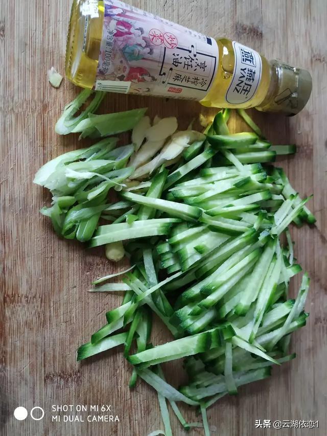 萝卜疙瘩汤的做法，胡萝卜疙瘩汤的做法（天冷咋办？烧锅萝卜疙瘩汤）