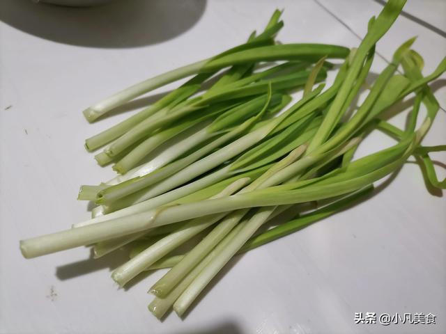 西葫芦炒鸡蛋怎么做好吃，怎样做美味的黄瓜西葫芦炒鸡蛋（西葫芦炒鸡蛋、简单好吃的一道家常菜）