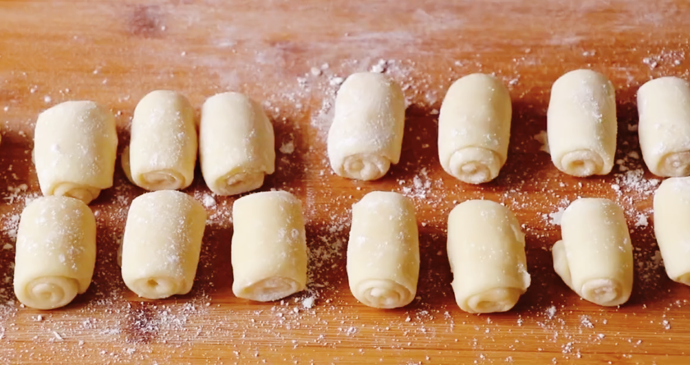 图片[6]-【老婆饼】做法步骤图 没有烤箱也能做 个个酥到掉渣-起舞食谱网