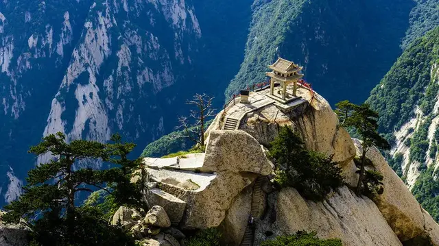 华山主要的旅游景点都有哪些，华山主要景点介绍（华山必去的几个景点知道吗）