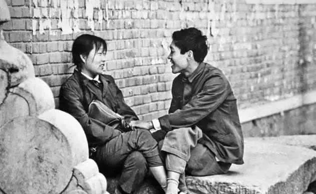 1981年属鸡人永远最旺的数字，1981年属鸡的幸运数字和颜色（时光记忆：1981年的中国）