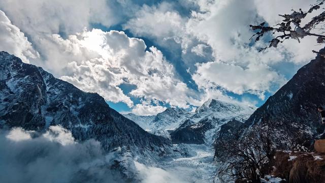 海螺沟海拔多少米，海螺沟海拔多少米有高反吗（带你三天领略低海拔冰川—海螺沟）