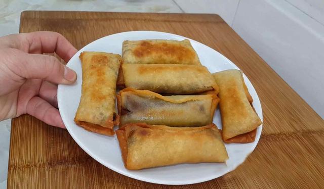 红豆沙春卷各种做法，这个方法做好吃又省油