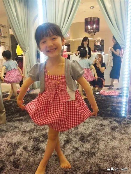 甜甜的芦田爱菜萌娃头像/可爱吧唧可爱吧唧微信，甜甜的芦田爱菜萌娃头像/可爱吧唧可爱吧唧，好想带回家（被称为“日本最萌童星”的她）