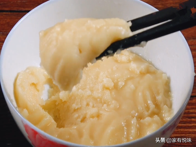 油酥怎么做，花卷的油酥怎么做（什么稀油酥、软油酥配方和做法都会详细介绍）