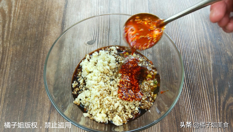 圖片[5]-【涼拌皮蛋】做法步驟圖 做法簡單 營養美味 年夜飯必備-起舞食譜網