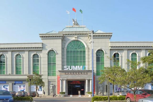 萨米特陶瓷怎么样，萨米特瓷砖质量怎么样（萨米特勇夺“佛山品牌经济奥斯卡大奖”）