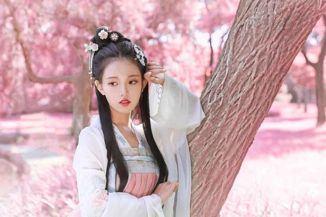 星座中的四大丑女，12星座谁最丑（却不张扬的三个星座女）