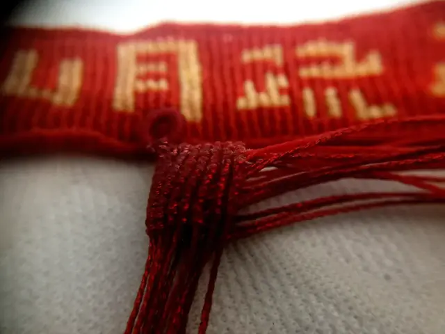 手工粽子怎么做简单又漂亮，手工五彩粽子制作方法（精致小巧的4角粽子）