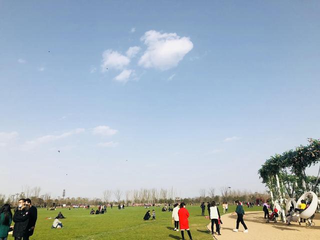 西安昆明池要门票吗，西安昆明池要门票吗（这个免费景点却是亲子好去处）