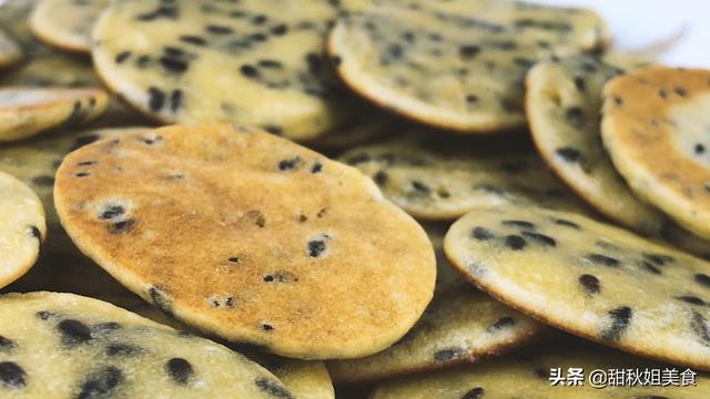 鸡蛋薄饼的做法，鸡蛋饼的做法（鸡蛋薄饼学会这样做）