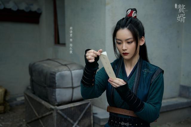 kiko扮演者，kiko扮演者是谁（《唐探》中的黑客KIKO在《赘婿》中存在感这么低）