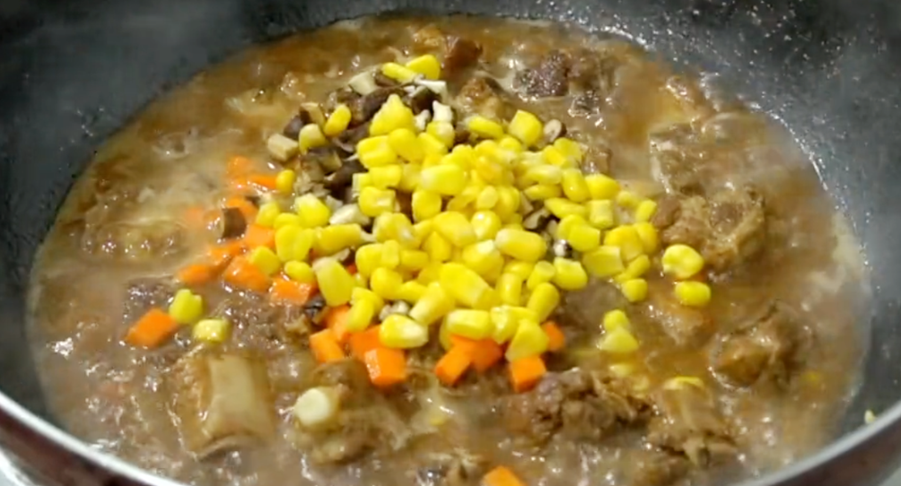 圖片[5]-【排骨燜米飯】做法步驟圖 有菜又有飯 一個電飯鍋就搞定-起舞食譜網