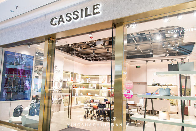 小天才z1s和z5的区别，小天才z5和z5（吃喝玩乐购5折起一网打尽）