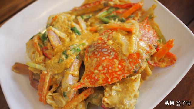 螃蟹脚怎么吃，螃蟹脚的吃法（100元一斤螃蟹脚居然是蓝色）