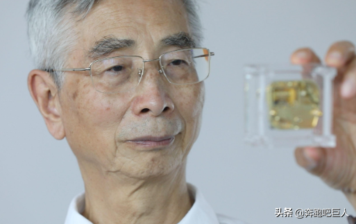 打嘴炮是什么意思，网络上嘴炮是什么意思（这位华人创建了全球最大的芯片公司）