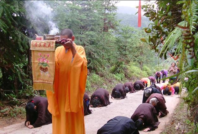 菩萨生日一览表，2022观音生日是哪一天（诸位菩萨的节日，你知道几个）