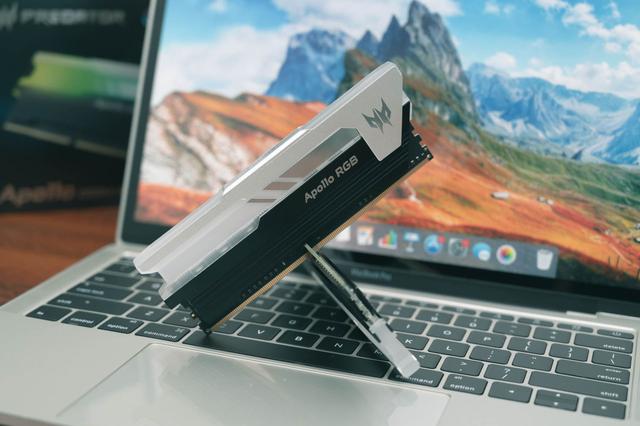 内存时序c16与c18差距多大，内存时序c16与c18差距介绍（B-Die内存-有信仰无溢价的宏碁Predator）