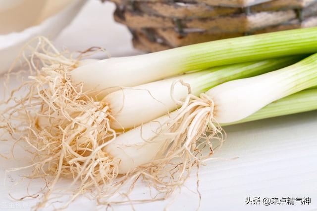 葱白水怎么煮，流清鼻涕葱白水怎么煮（不小心受寒受凉了）