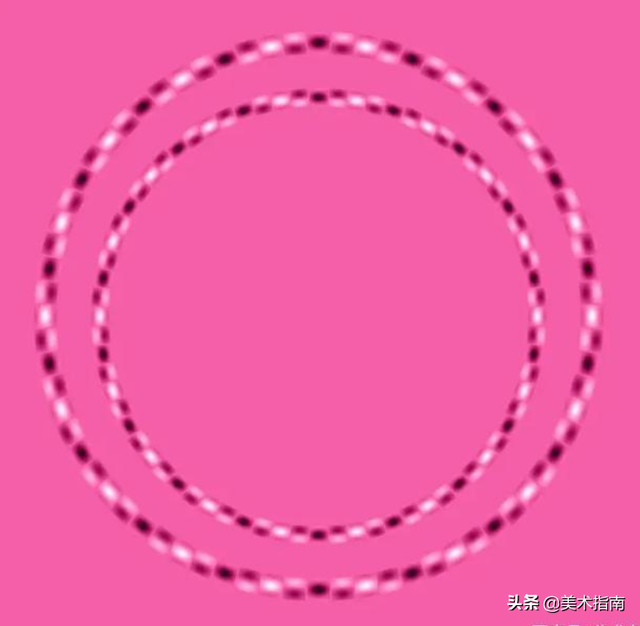 盯五秒会笑的图片，最恐怖的错觉图片有哪些（10张可能让你怀疑自己智商的照片）