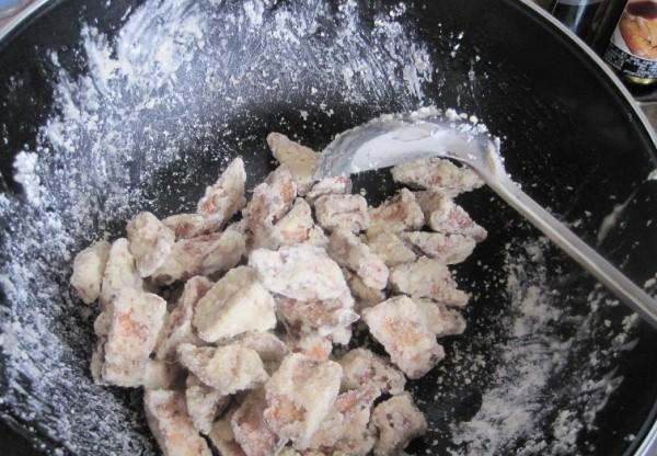 圖片[3]-【翻沙芋頭】做法步驟圖 粉滑香甜-起舞食譜網