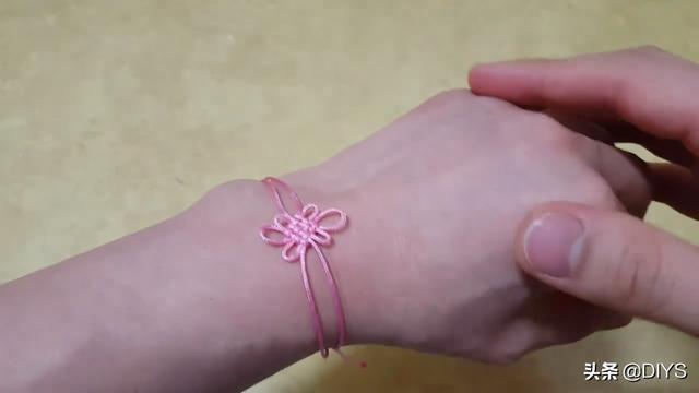 手链绳各种编织教程,漂亮花结手链的编制方法 手链绳各种编织教程,漂亮花结手链的编制方法