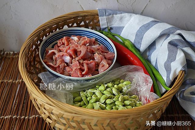 鸡胗怎么切正确，鸡胗应该怎么切（鸡的这部位特好吃）