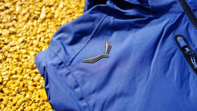 沙里瓦是什么意思，沙乌沙里瓦是什么意思（新年用红蓝新衣组CP-沙乐华男女羽绒服）