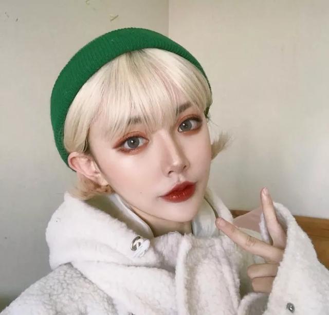 时尚气质女头/女孩子的气质要有也要有素质，微信头像，时尚气质女头/女孩子的气质要有也要有素质（有气质的女生头像）