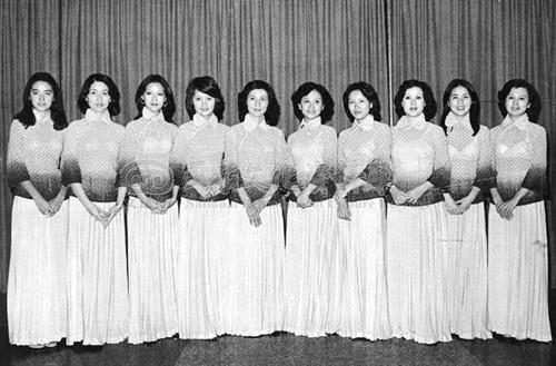 彩云在飞跃，彩云在飞跃电影简介（29岁急流勇退做“龙嫂”）